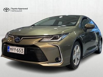 Ruskea (beige) Käytetty 2019 Toyota Corolla Style Sedan | 21 490 € (Perustarjous)