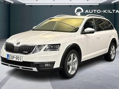 Käytetty Skoda Octavia 184 HP (135 kW) 2017 Valkoinen Farmari
