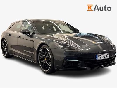Porsche Panamera 4