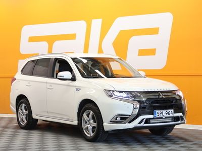 käytetty Mitsubishi Outlander P-HEV Intense 4WD 5P ** Myydään huutokaupat.com **