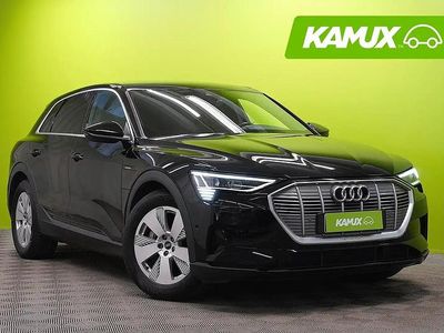 Käytetty Audi e-tron Basis 300 kW (408 HP) 2022 Musta Katumaasturi