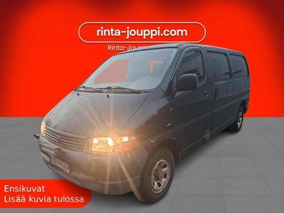 Vihreä Käytetty 2005 Toyota HiAce Van | 8 400 € (Perustarjous)