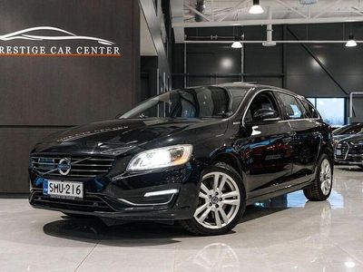 Käytetty Volvo V60 Summum 215 HP (158 kW) 2014 Farmari