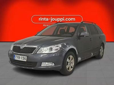 Käytetty Skoda Octavia Ambition 158 HP (116 kW) 2011 Punainen Farmari