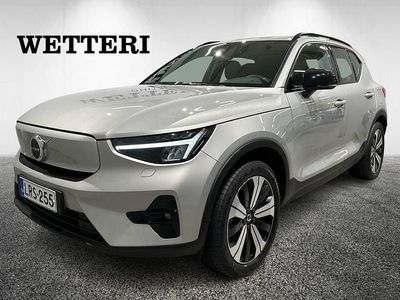 Harmaa Käytetty 2023 Volvo XC40 Plus Katumaasturi | 34 500 € (Perustarjous)