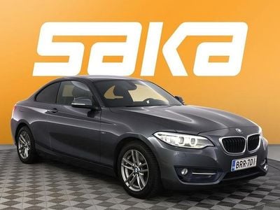 Käytetty 2015 BMW 220 Sport Line Coupe - kaksiovinen | 17 900 €