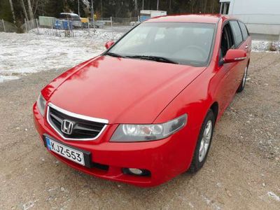 käytetty Honda Accord 2,0i COMFORT Tourer