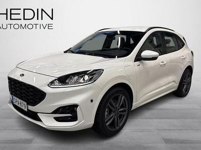 Valkoinen Käytetty 2021 Ford Kuga ST-Line Katumaasturi | 21 880 € (Perustarjous)