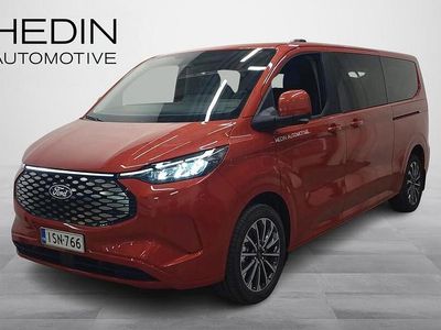 Käytetty Ford Tourneo Titanium X 160 kW (218 HP) 2025 Tila-auto