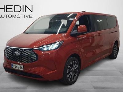 Käytetty Ford Tourneo Titanium X 160 kW (218 HP) 2025 Tila-auto