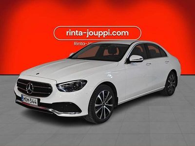 Valkoinen Käytetty 2023 Mercedes E300 Premium Sedan | 48 800 € (Kallis)