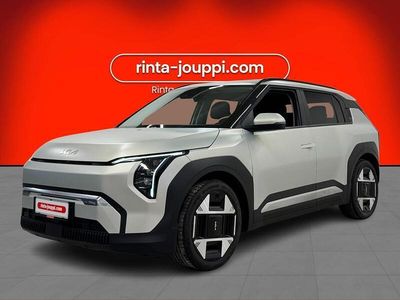 Käytetty 2025 Kia EV3 Silver Katumaasturi | 37 900 € (Hyvä tarjous)