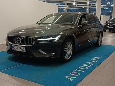Harmaa Käytetty 2020 Volvo V60 Business Edition Farmari | 29 800 € (Kallis)