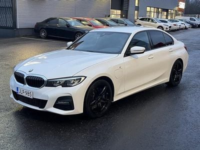 Käytetty 2020 BMW 330e M Sport Sedan | 23 990 € (Perustarjous)