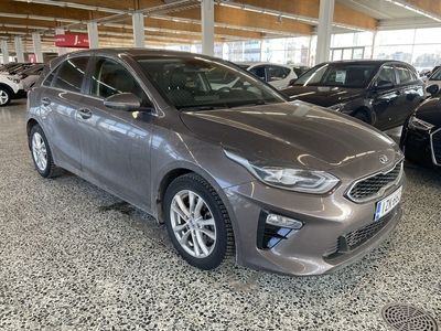 käytetty Kia Ceed 1,0 T-GDI Mild-Hybrid 120hv EX 5D DCT - 3kk lyhennysvapaa - SUOMIAUTO, 1.OM., NAVI, MERKKIHUOLLETTU - Ilmainen kotiintoimitus! - J. autoturva