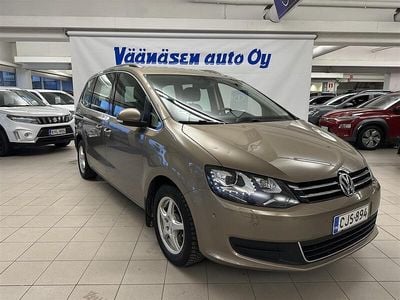Käytetty VW Sharan Comfortline 140 HP (102 kW) 2015 Ruskea Tila-auto