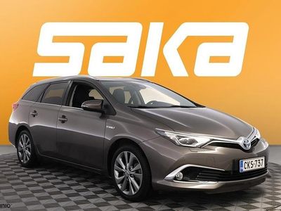 Käytetty Toyota Auris Touring Sports Premium 99 HP (72 kW) 2017 Farmari