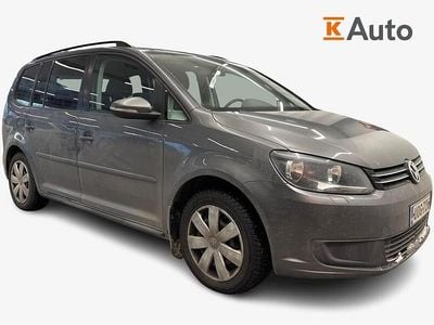 Käytetty VW Touran Comfortline 105 HP (77 kW) 2012 Harmaa Tila-auto