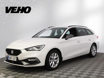 Käytetty Seat Leon FR 204 HP (150 kW) 2021 Valkoinen Farmari