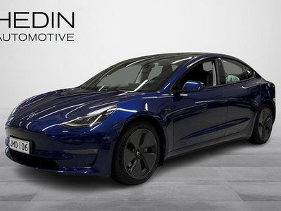 Sininen Käytetty 2021 Tesla Model 3 Long Range AWD Sedan | 31 990 € (Perustarjous)
