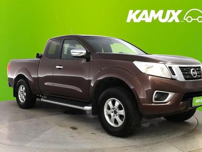 Käytetty Nissan Navara N-Connecta 163 HP (119 kW) 2016 Ruskea Nouto