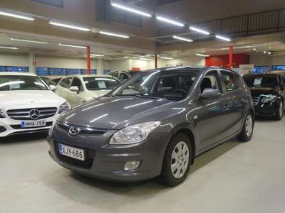 käytetty Hyundai i30 1,6 Comfort 5d*Lohkolämmitin ja sisäpistoke*