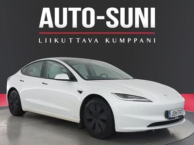 Käytetty 2024 Tesla Model 3 Long Range AWD Sedan | 40 880 € (Kallis)