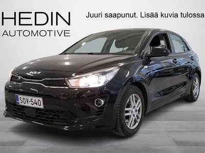 Käytetty Kia Rio EX 101 HP (74 kW) 2022 Musta Viistoperä