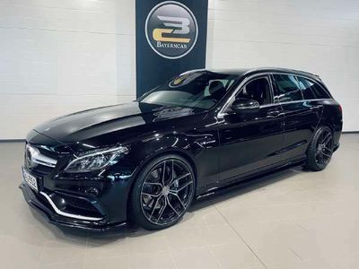 käytetty Mercedes C63 AMG Amg 4.0 V8 BITURBO DISTRONIC+, HUD, COMAND, BURMESTER, PANORAMA &