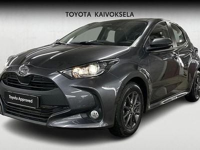 Käytetty Toyota Yaris Hybrid 116 HP (85 kW) 2025 Harmaa Viistoperä
