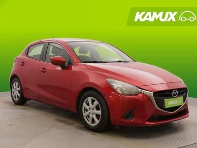 Käytetty Mazda 2 Touring 90 HP (66 kW) 2015 Punainen Sedan