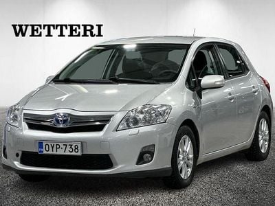 Käytetty Toyota Auris Hybrid Sol 99 HP (72 kW) 2010 Hopea Viistoperä