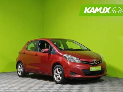 Punainen Käytetty 2012 Toyota Yaris Cool Sedan | 4 980 €