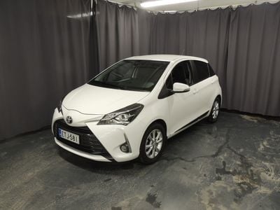 Käytetty Toyota Yaris Multidrive S 112 HP (82 kW) 2019 Valkoinen Viistoperä