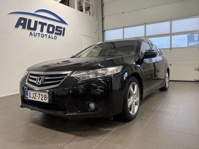 Käytetty Honda Accord Executive 156 HP (114 kW) 2012 Musta Farmari