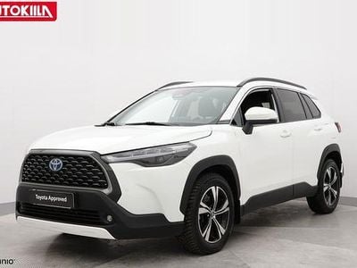 Käytetty Toyota Corolla Cross Edition 138 HP (101 kW) 2024 Valkoinen Katumaasturi