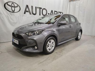 Harmaa Käytetty 2024 Toyota Yaris Active Viistoperä | 23 900 € (Hieman kallis)