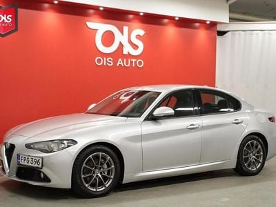 Käytetty Alfa Romeo Giulia Super 180 HP (132 kW) 2017 Sedan