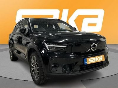 Käytetty 2023 Volvo XC40 Plus Katumaasturi | 34 800 € (Hyvä tarjous)