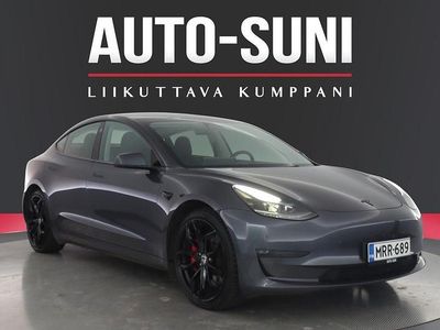 Käytetty 2023 Tesla Model 3 Performance Sedan | 30 900 € (Hyvä tarjous)