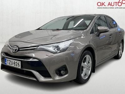 Käytetty Toyota Avensis Active 112 HP (82 kW) 2015 Sedan