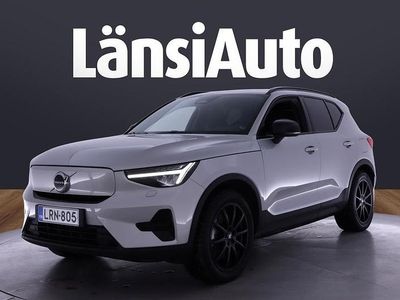 Harmaa Käytetty 2024 Volvo XC40 Core Katumaasturi | 39 999 € (Kallis)