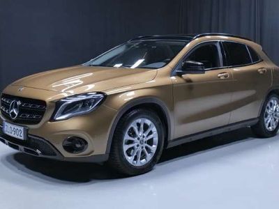 Mercedes GLA220