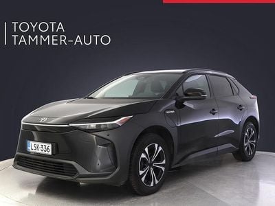 Käytetty Toyota bZ4X Active 50 kW (69 HP) 2023 Musta Katumaasturi