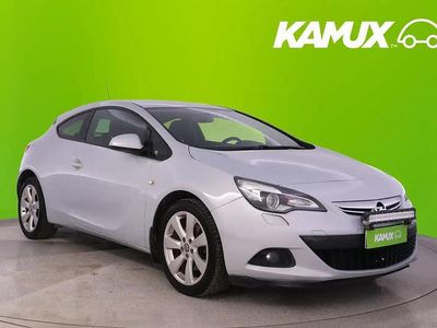 Käytetty Opel Astra GTC 140 HP (102 kW) 2012 Valkoinen Sedan