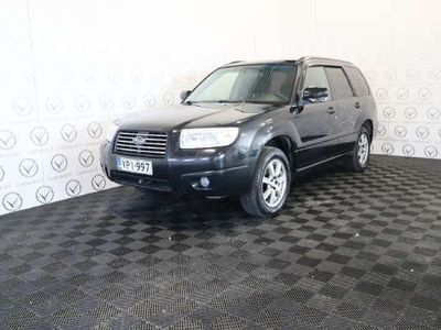 käytetty Subaru Forester 2,0 X 5MT - Cruise