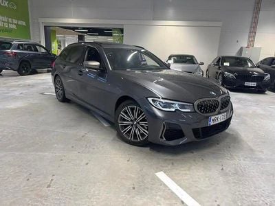 Hopea / harmaa Käytetty 2021 BMW M340 M Sport Sedan | 57 990 €