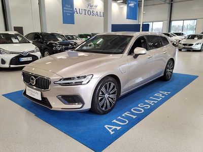 Käytetty 2023 Volvo V60 Performance Farmari | 44 900 € (Kallis)