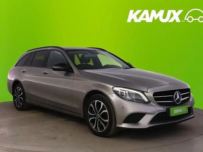 Käytetty Mercedes C300 Avantgarde 245 HP (180 kW) 2019 Hopea / harmaa Farmari