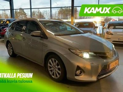 Käytetty Toyota Auris Touring Sports Premium 99 HP (72 kW) 2013 Hopea / harmaa Farmari
